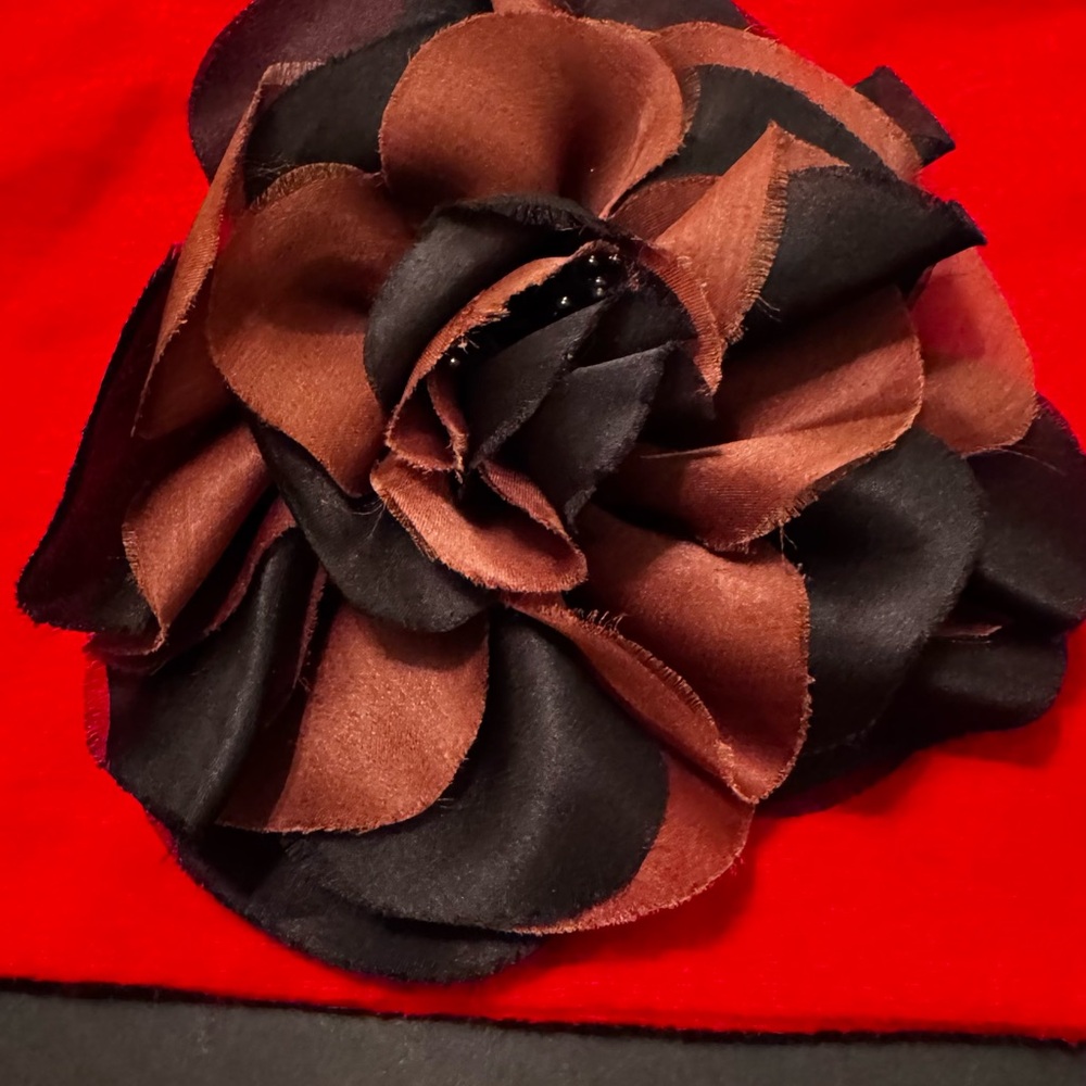 Vintage fabric brooch .